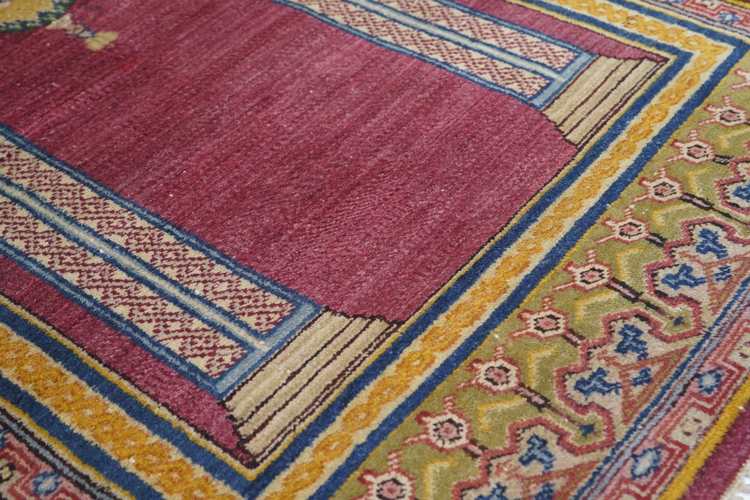 Turkish Rug 3'2'' x 5'11''