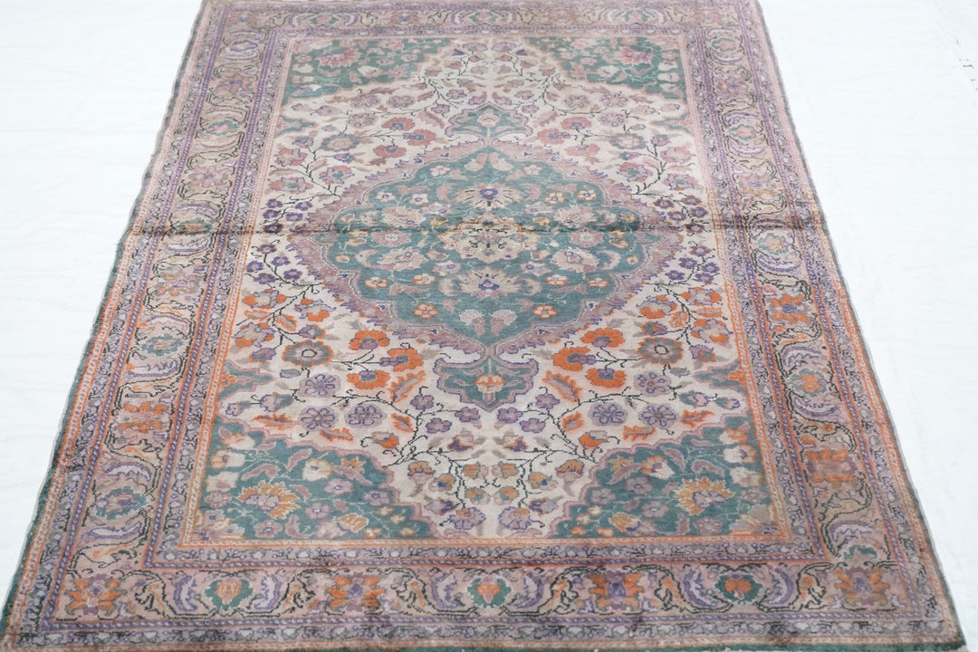 Vintage Sivas Rug 4'0" x 6'0"