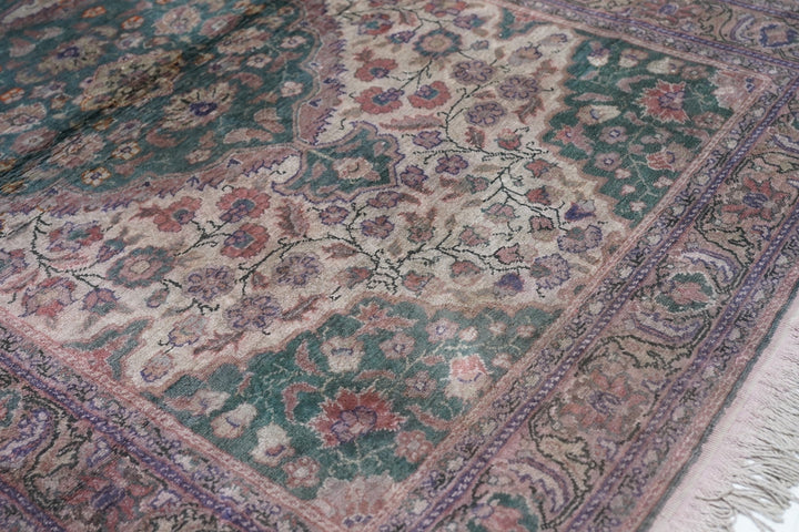 Vintage Sivas Rug 4'0" x 6'0"