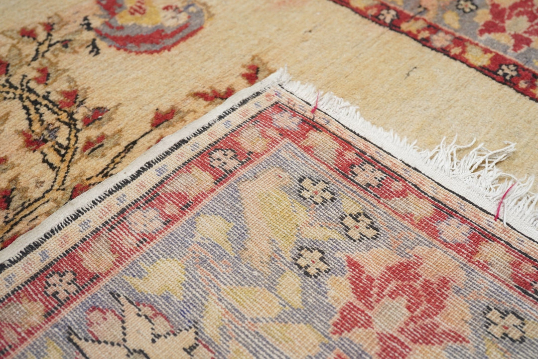 Antique Sivas Rug 5'0'' x 7'3''