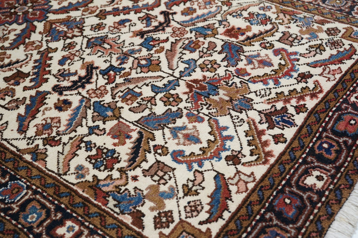 Vintage Heriz Rug 3'5'' x 6'6''