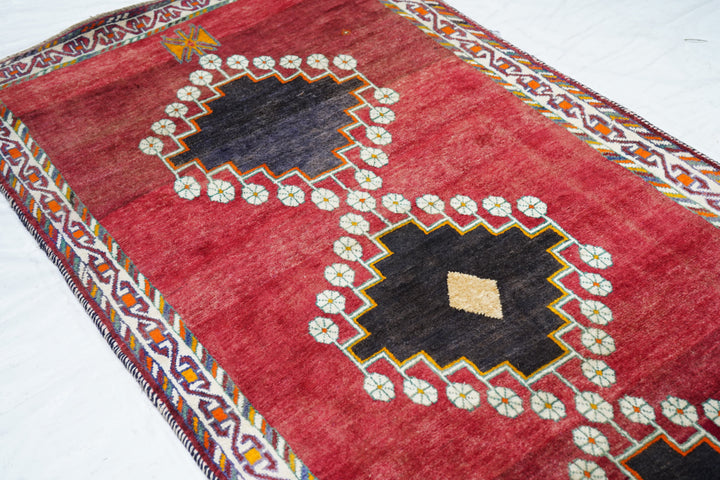 Vintage Gabbeh Rug 3'9'' x 7'6''