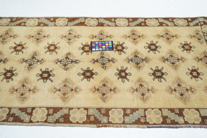 Turkish Rug 3'4'' x 5'8''