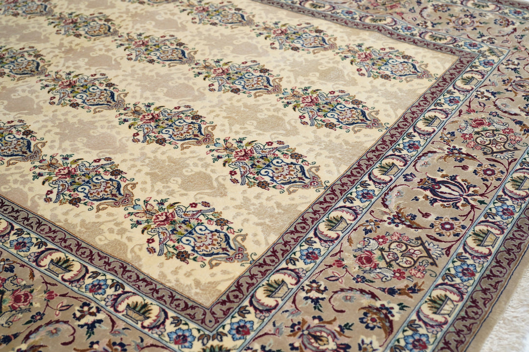 Extremely Fine Persian Isfahan Wool and Silk Rug 5'1'' x 7'6''