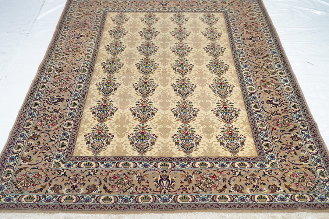 Extremely Fine Persian Isfahan Wool and Silk Rug 5'1'' x 7'6''