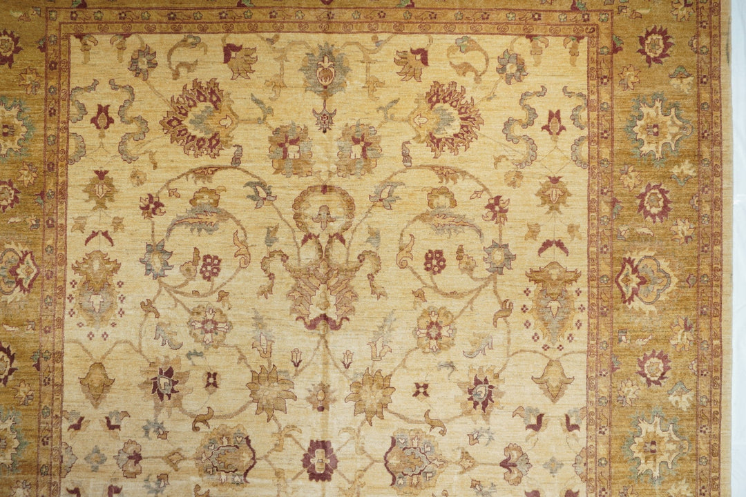 Peshawar Rug 12'6'' x 17'5''