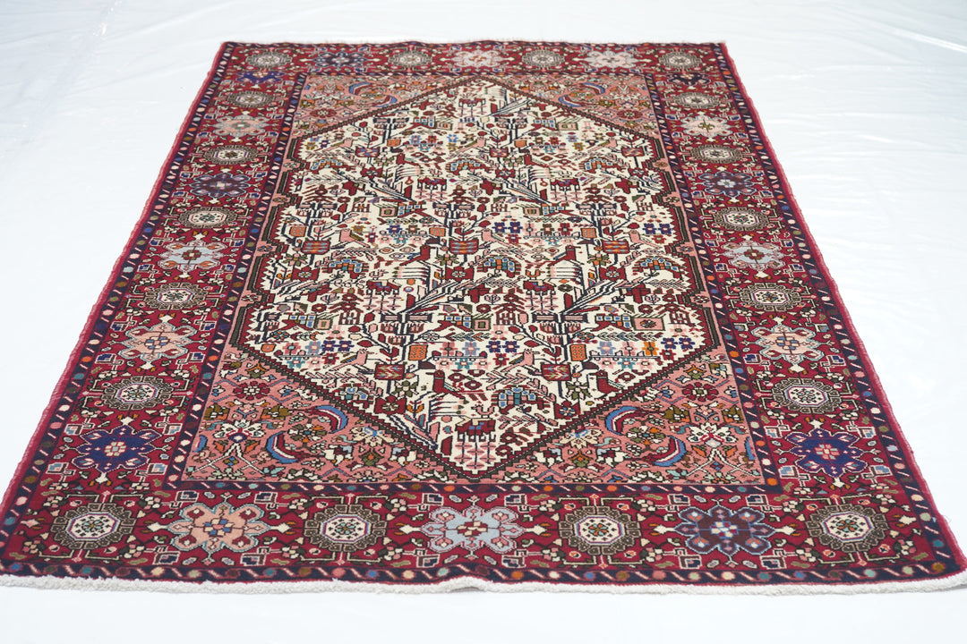 Fine Persian Quashkai Rug 4'3'' x 6'5''