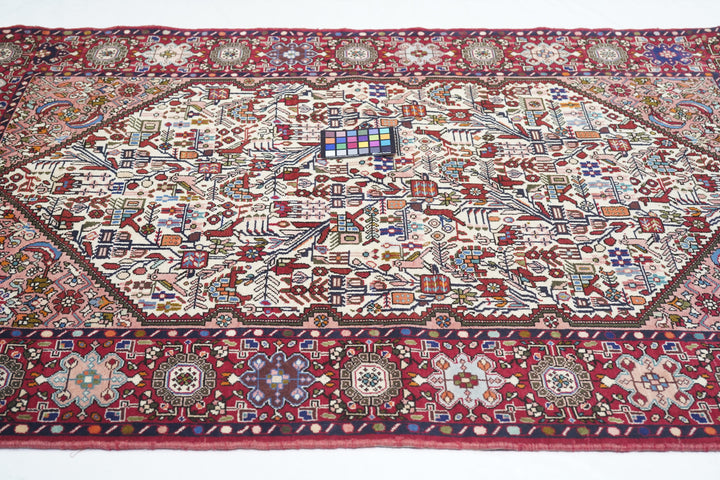 Fine Persian Quashkai Rug 4'3'' x 6'5''