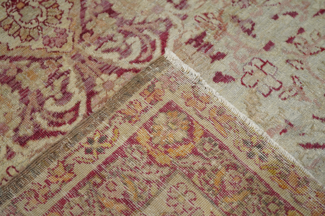 Antique Sivas Rug 4'3'' x 6'5''