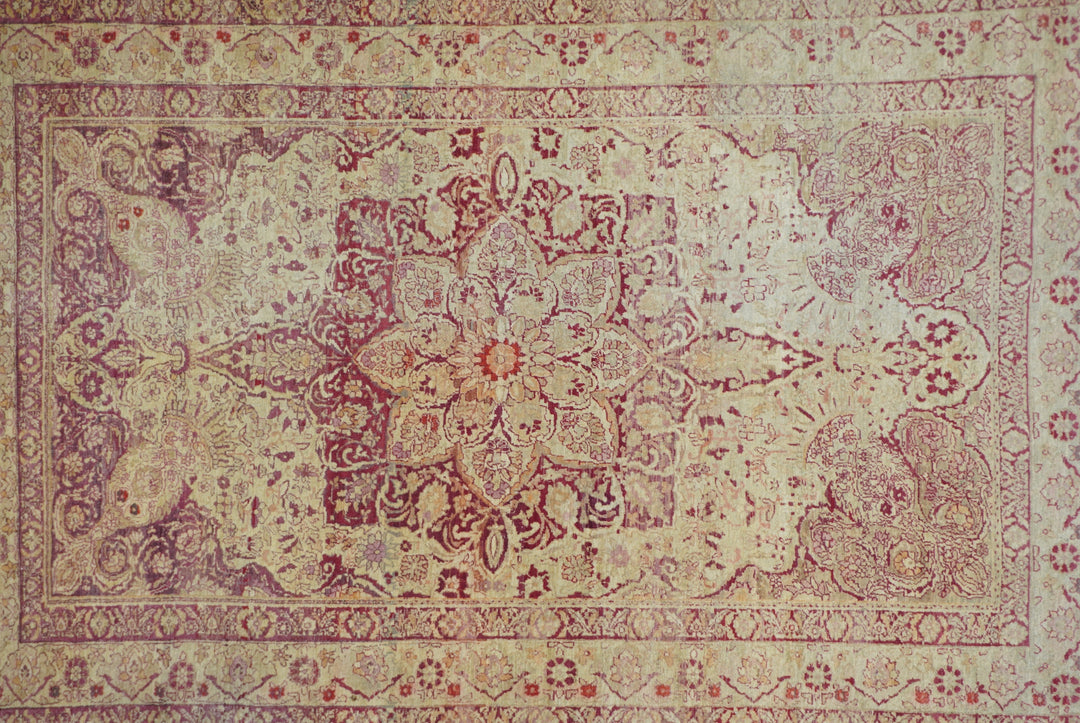 Antique Sivas Rug 4'3'' x 6'5''