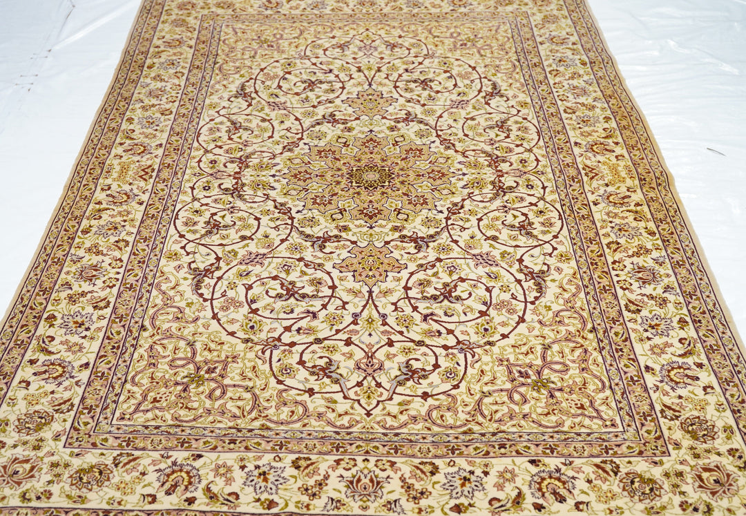 Extremely Fine Persian Isfahan Wool and Silk. Signed Saraf Mamoury Rug 4'10'' x 7'9''