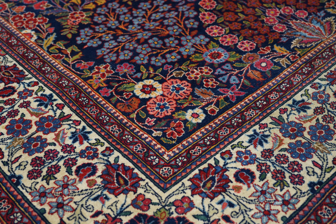 Antique Kashan Rug 4'5'' x 6'9''