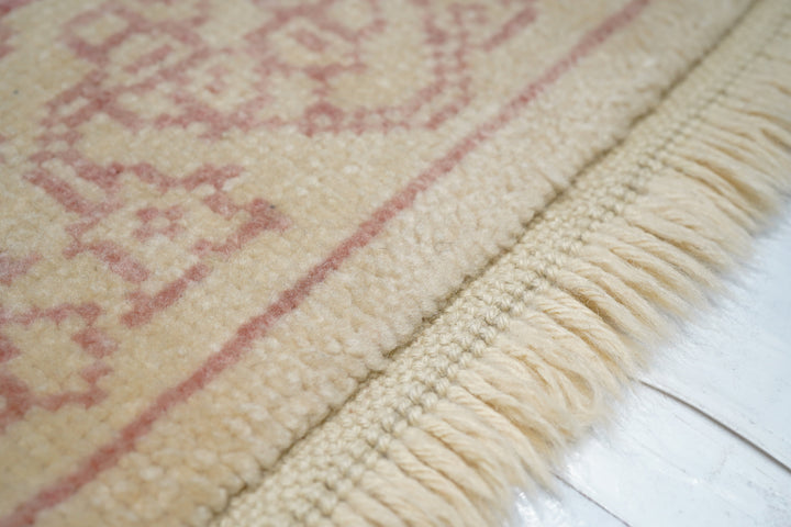 Oushak Rug 4'1'' x 6'6''