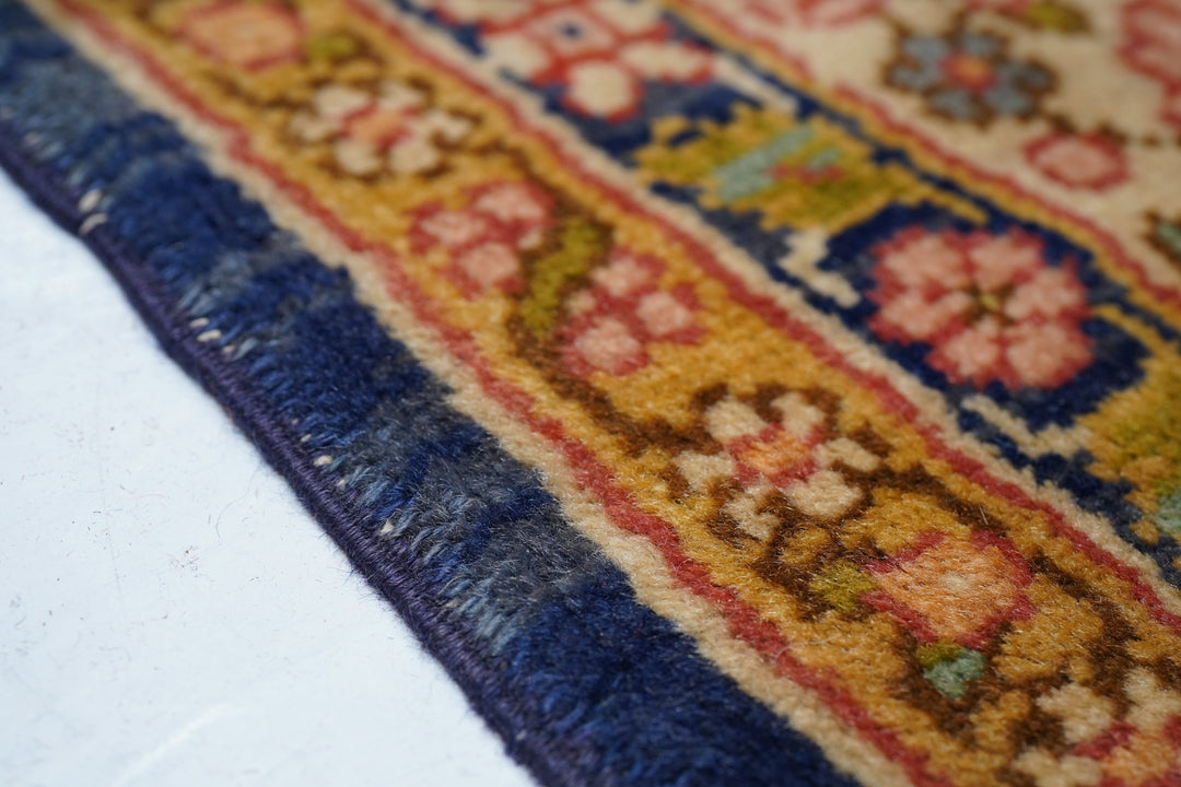 Vintage Turkish Rug 5'3'' x 7'8''