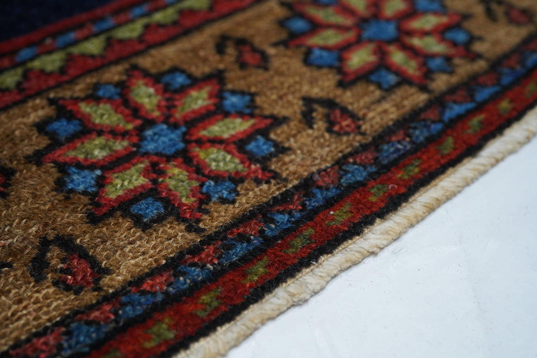 Antique Bakhshayesh Rug 4'1'' x 6'5''