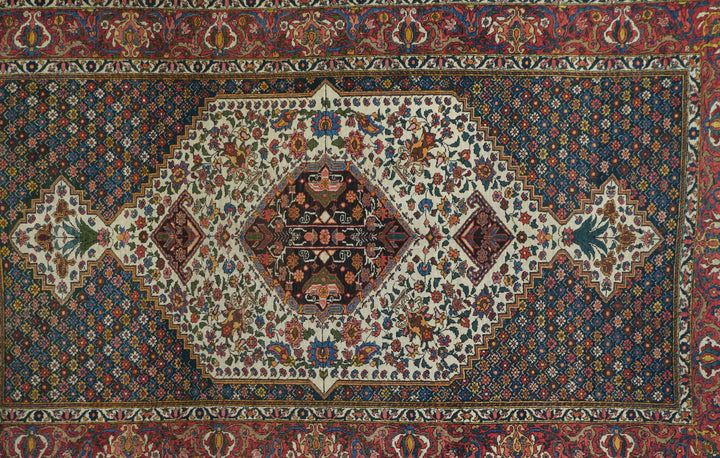 Vintage Bakhtiari Rug 4'9'' x 7'9''