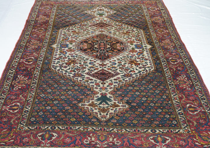 Vintage Bakhtiari Rug 4'9'' x 7'9''