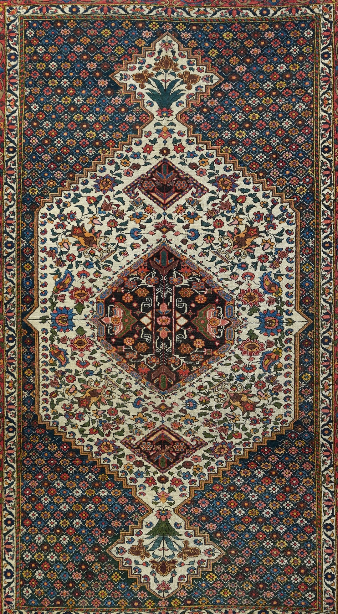 Vintage Bakhtiari Rug 4'9'' x 7'9''