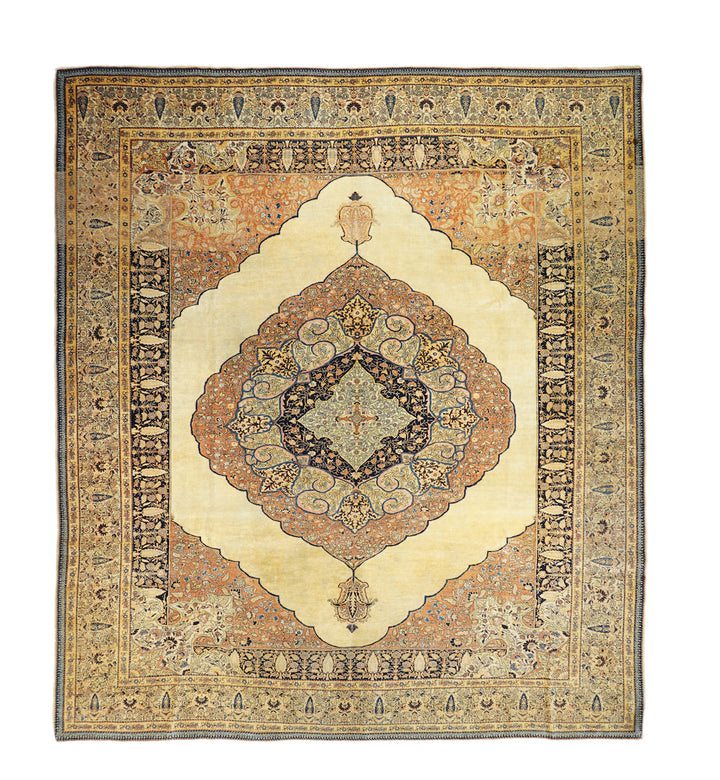 Good Condition Tabriz Rug