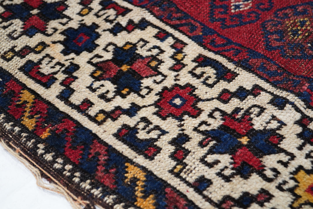 Antique Ghashghai Rug 4'3'' x 9'5''