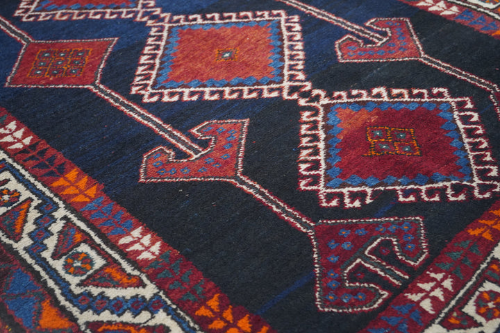 Antique Lori Rug 4'2'' x 8'7''