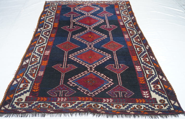 Antique Lori Rug 4'2'' x 8'7''