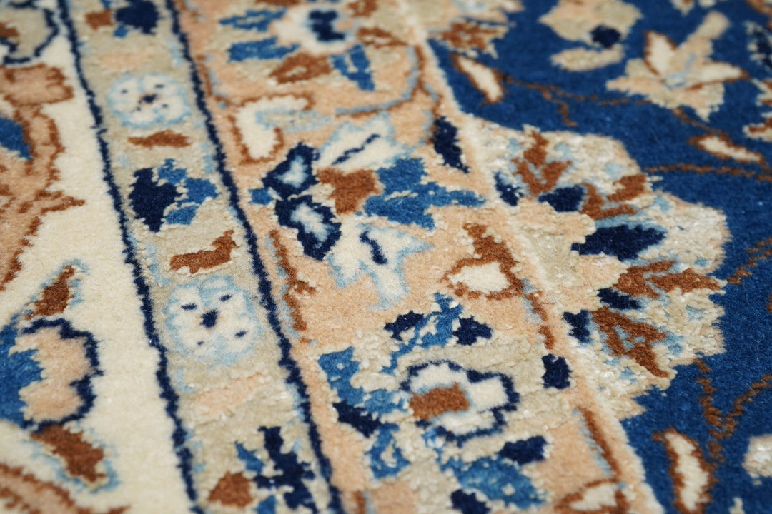 Extremely Fine Persian Nain HabibianRrug Wool & Silk 8'3'' x 11'9''