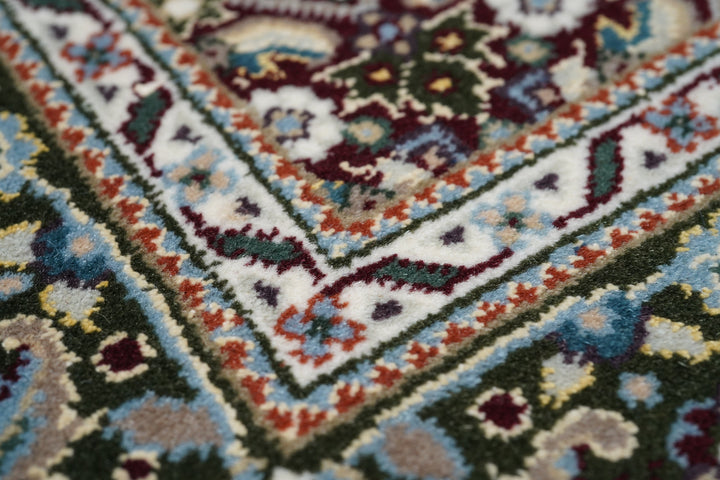 Mahi Rug 3'9'' x 5'9''