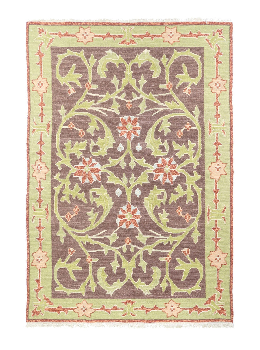 Sumak Rug 4'1'' x 5'11''