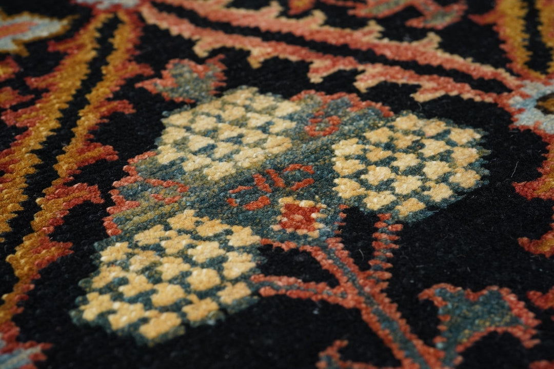 Bakhshayesh Rug 4'1'' x 5'10''