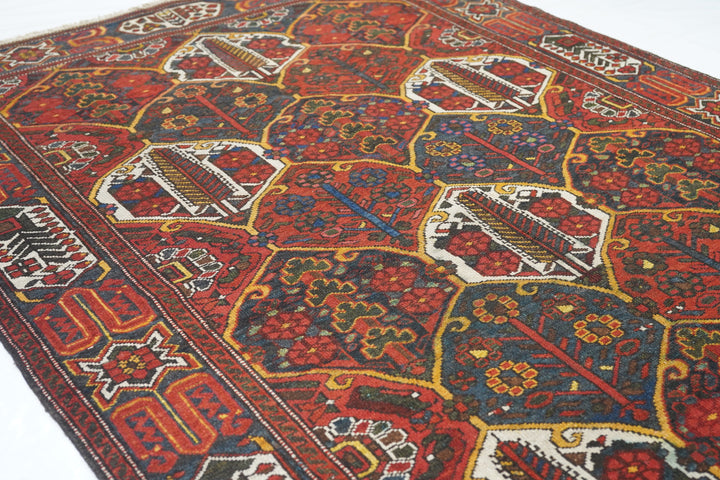 Vintage Bakhtiari Rug 4'8'' x 6'8''