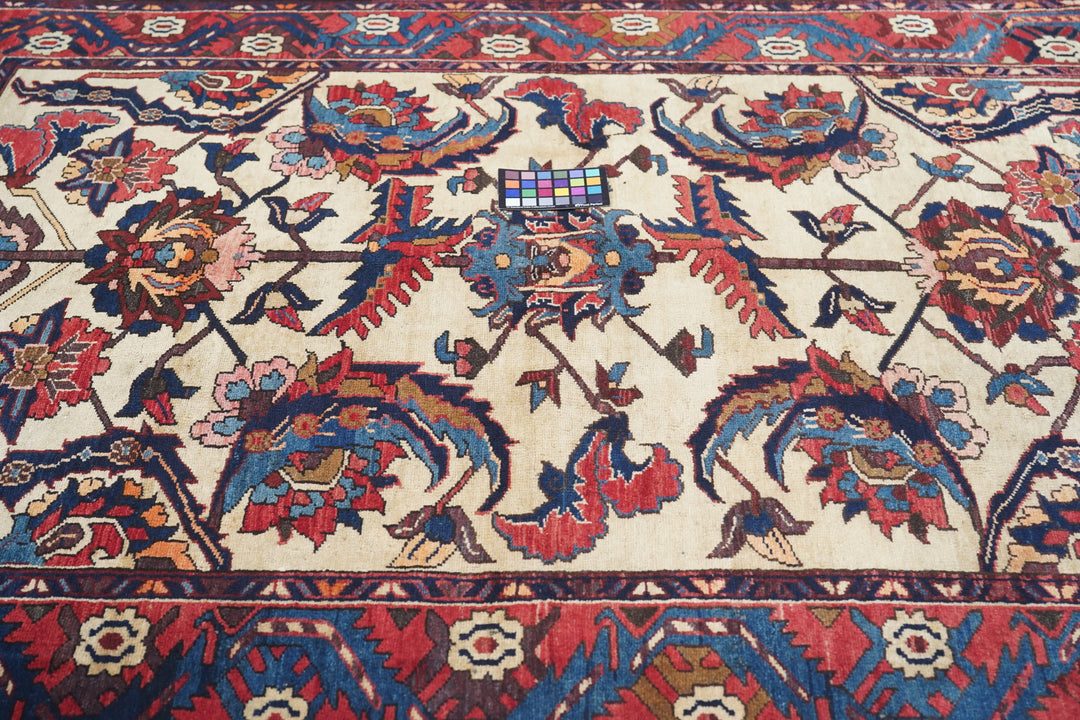 Vintage Bakhtiari Rug 5'2'' x 7'2''