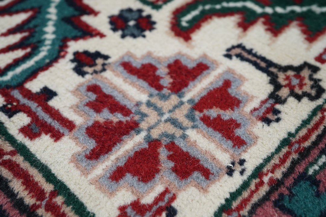 Vintage Indian Heriz Rug 6'1'' x 9'1''