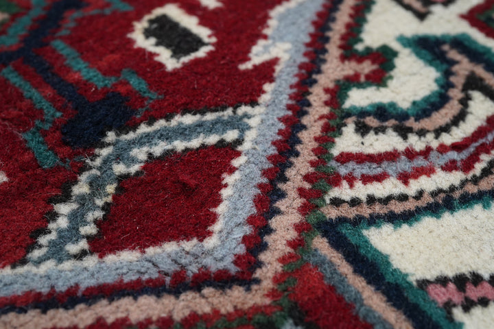 Vintage Indian Heriz Rug 6'1'' x 9'1''