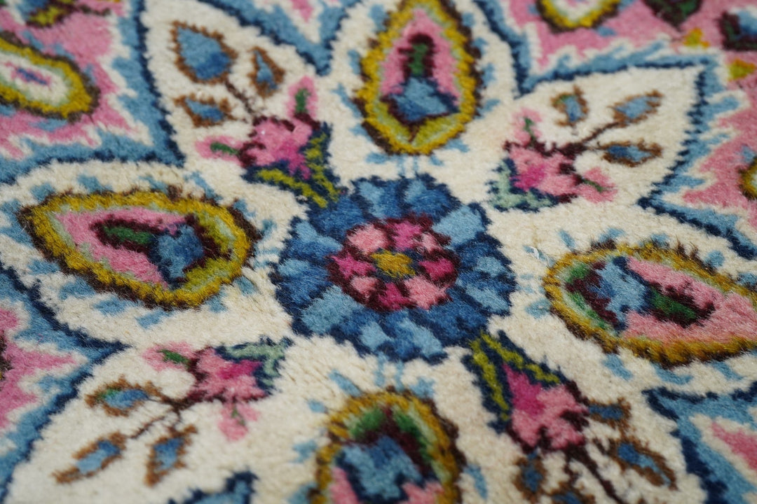 Vintage Kerman Rug 5'0" x 8'5''