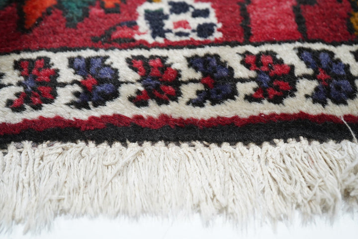 Vintage Bakhtiari Rug 6'10'' x 10'2''