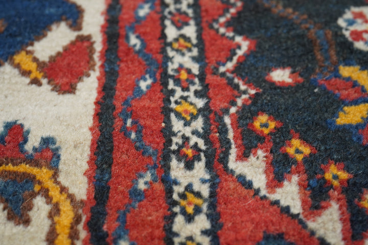 Antique Bakhtiari Rug 4'6'' x 6'9''