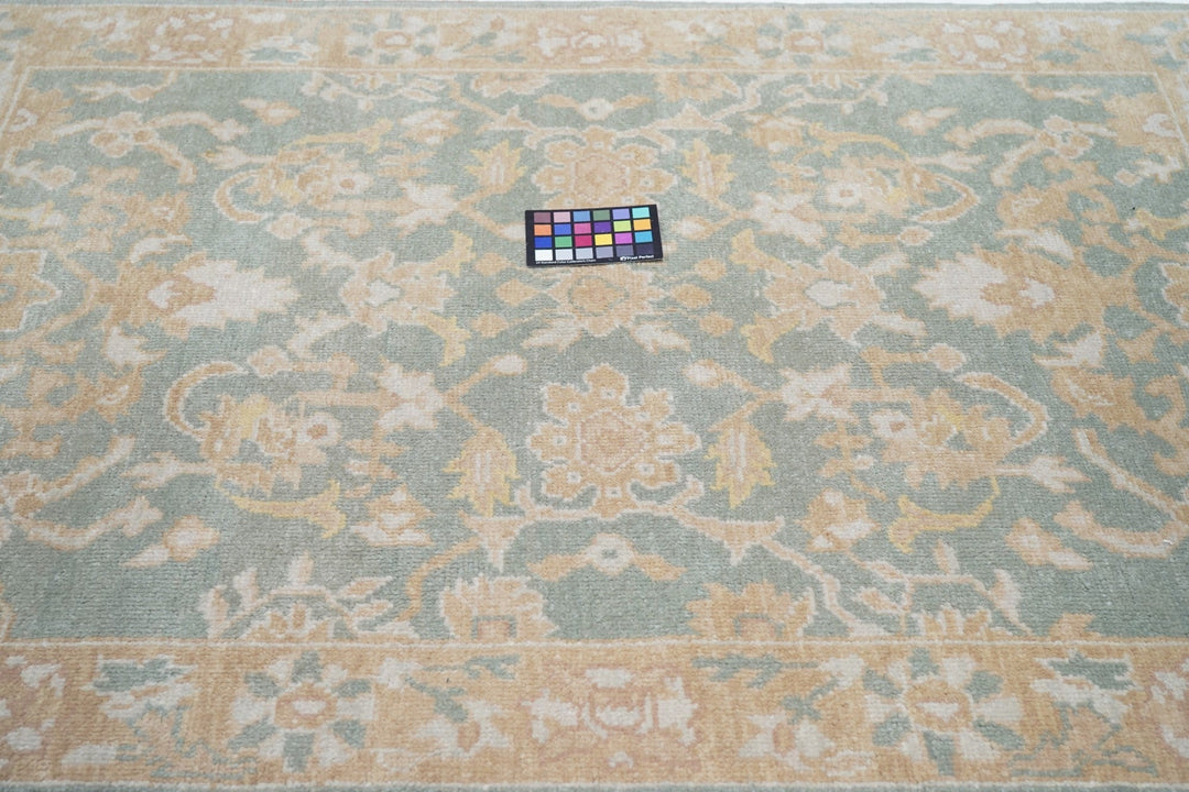 Oushak Rug 4'1'' x 6'1''