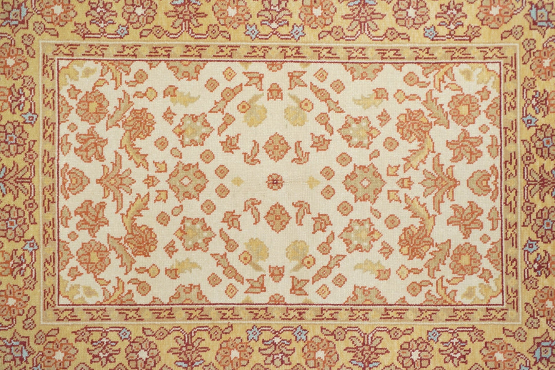 Oushak Rug 4'0" x 6'0"