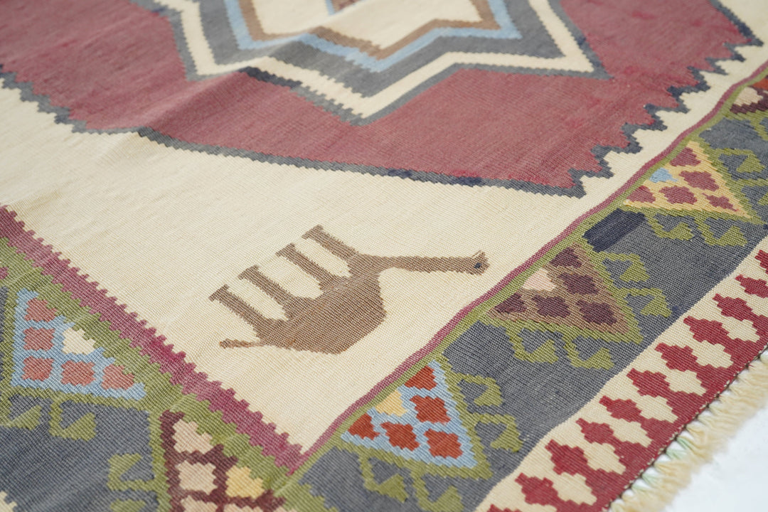 Vintage Kilim Rug 3'10'' x 6'2''