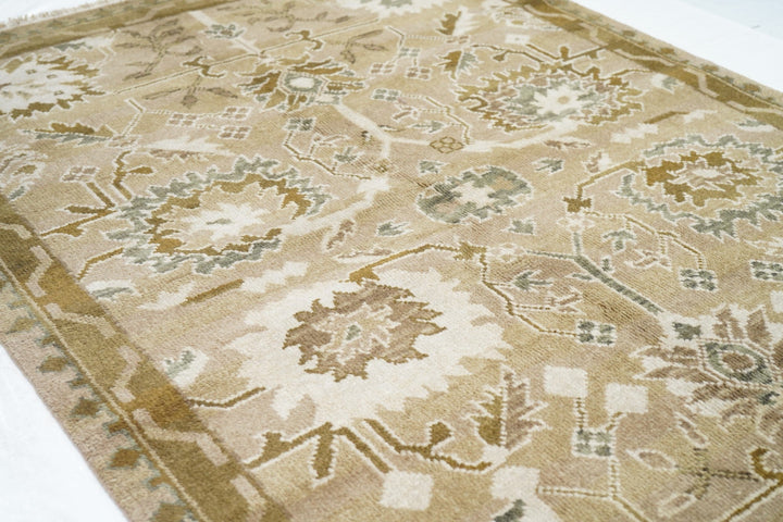 Oushak Rug 4'1'' x 6'1''