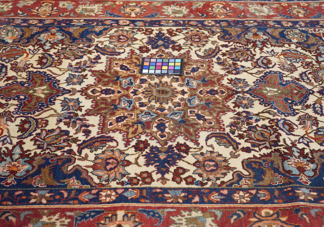 Antique Isfahan Rug 4'9'' x 7'5''