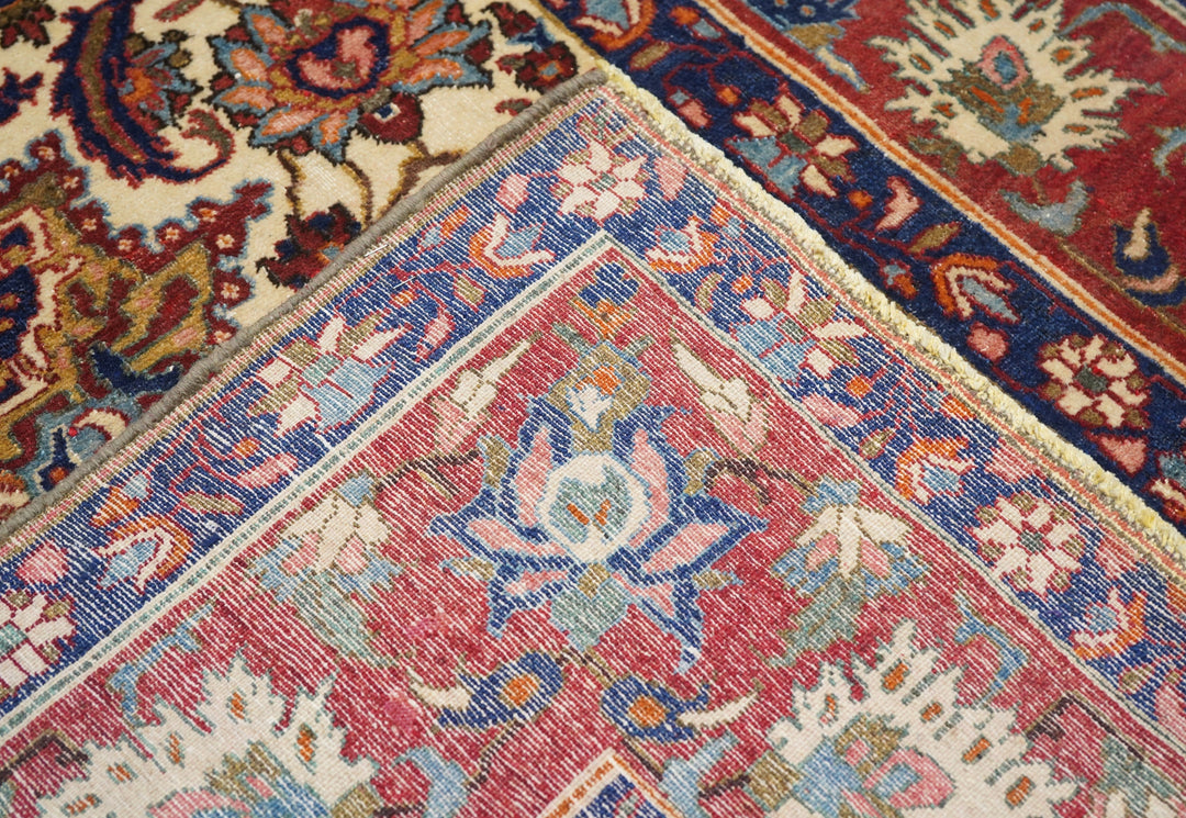 Antique Isfahan Rug 4'9'' x 7'5''