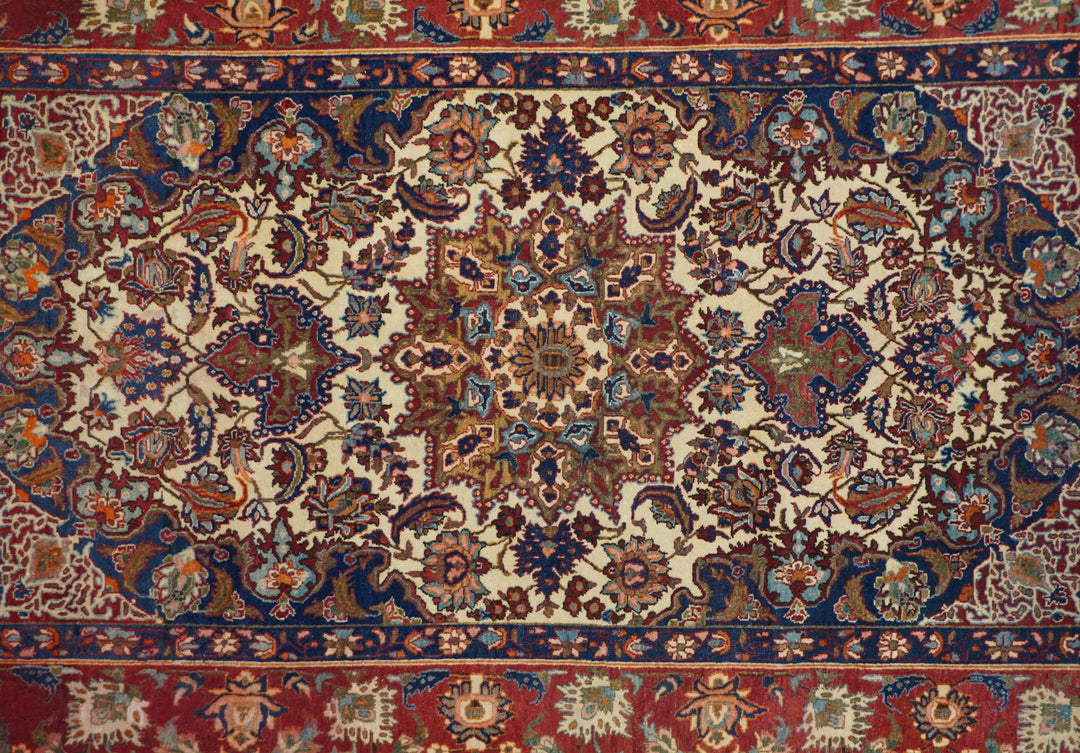 Antique Isfahan Rug 4'9'' x 7'5''