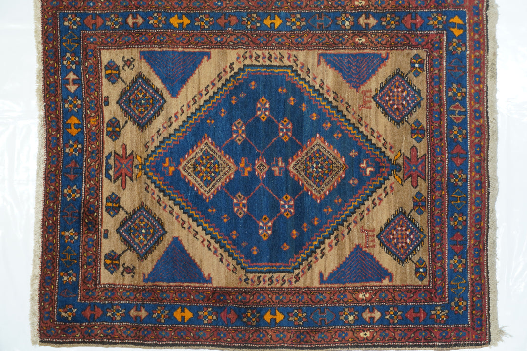 Antique Bakshayesh Rug 3'9'' x 4'9''