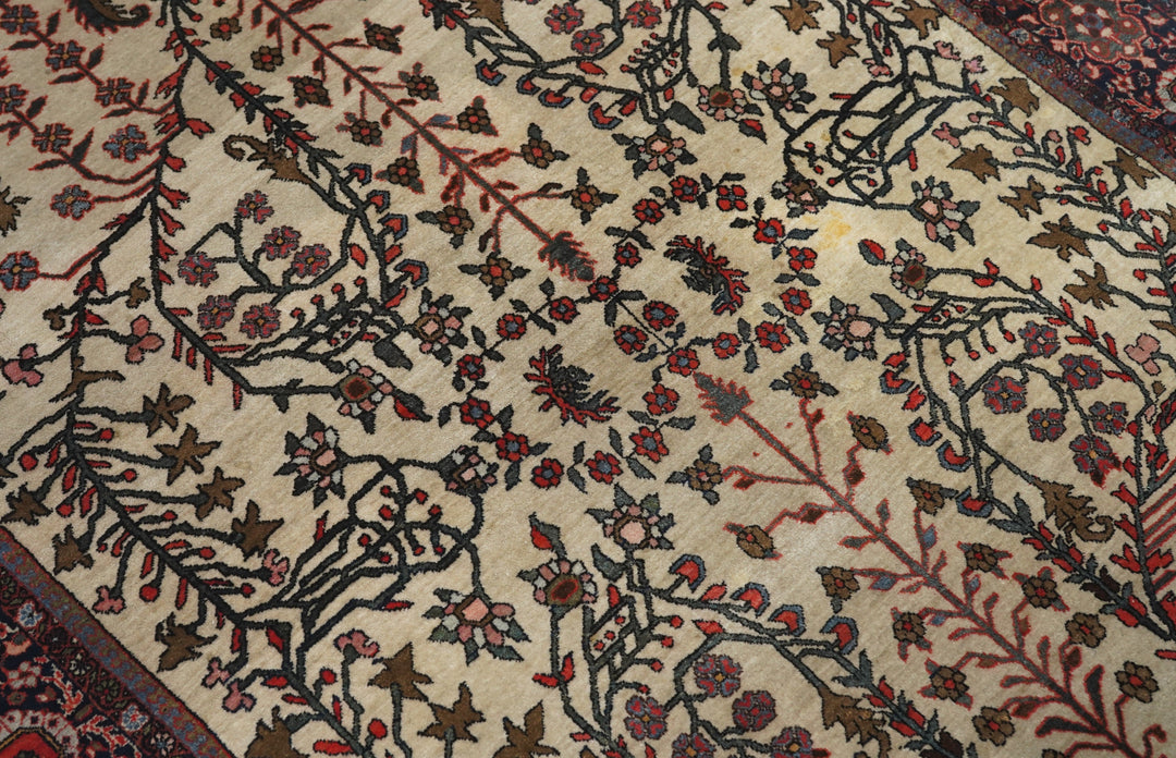 Antique Sarouk Rug 4'3'' x 6'5''