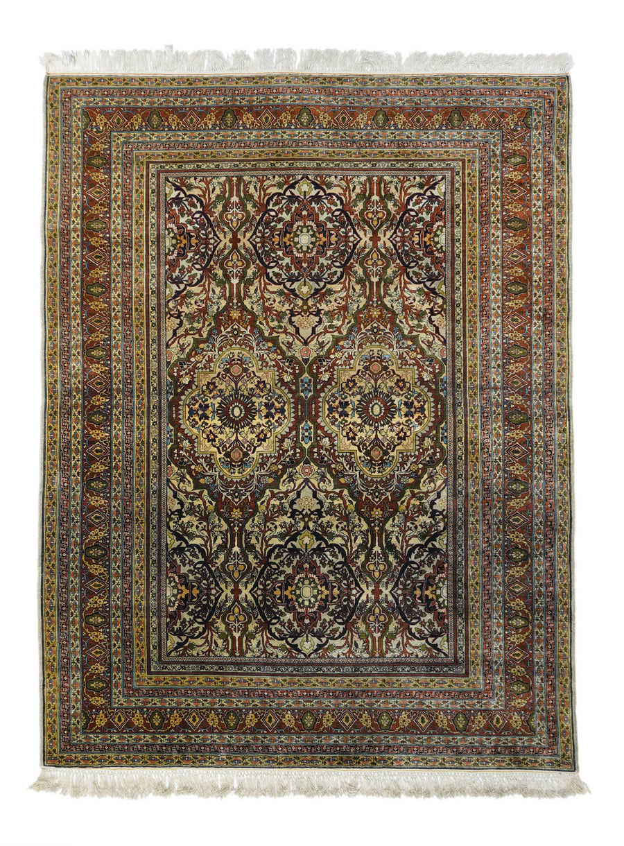 Hereke Rug 4'5'' x 6'