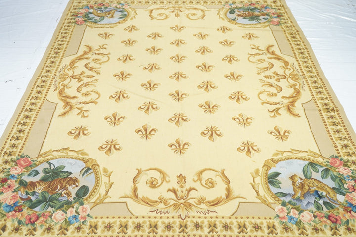 Aubusson Rug 6'0" x 9'0"