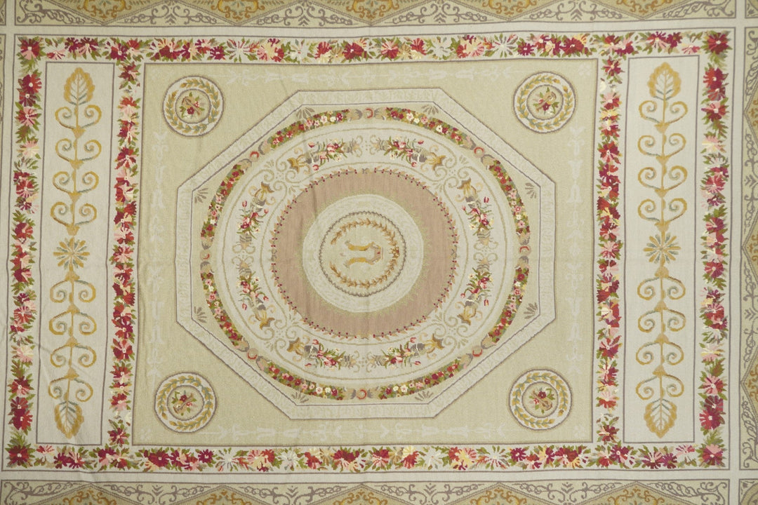 French Aubusson Design Rug 6'0" x 9'0"