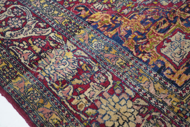 Antique Isfahan Rug 4'5'' x 7'0''